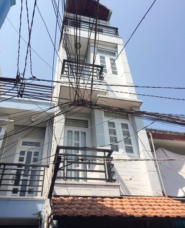 Nhà hẻm Nguyễn Khoái quận 4 - 2.6x4.7m