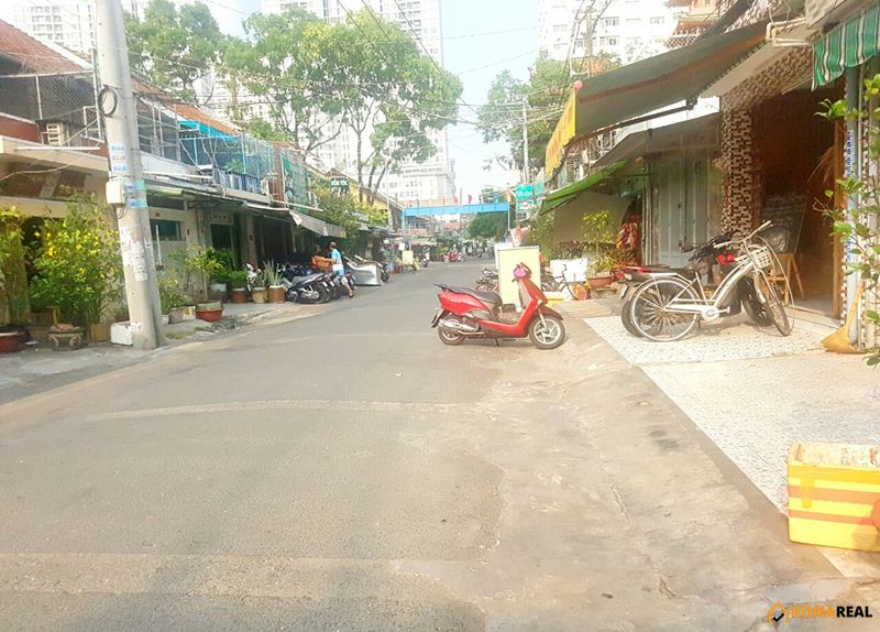 Nhà đường Bến Vân Đồn quận 4 4.7x7.1m